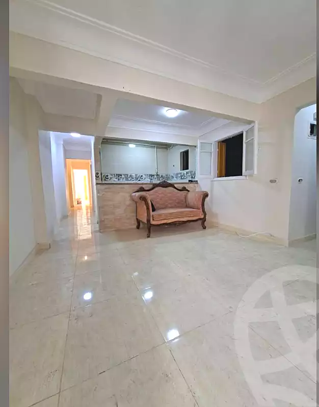 https://aqarmap.com.eg/ar/listing/7123615-for-sale-alexandria-el-asafra-l-sfr-bhry