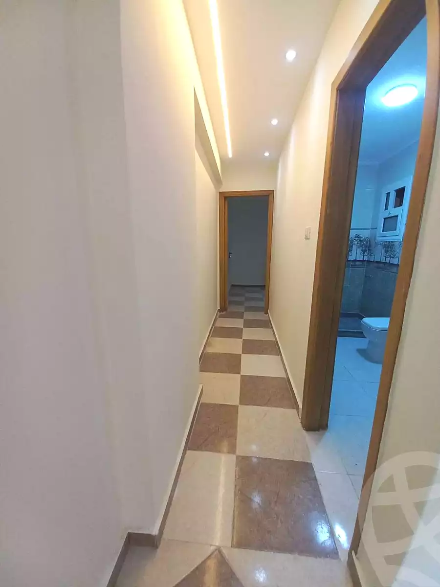 https://aqarmap.com.eg/ar/listing/7123627-for-sale-alexandria-sydy-bshr-sydy-bshr-bhry-shr-mhmd-njyb