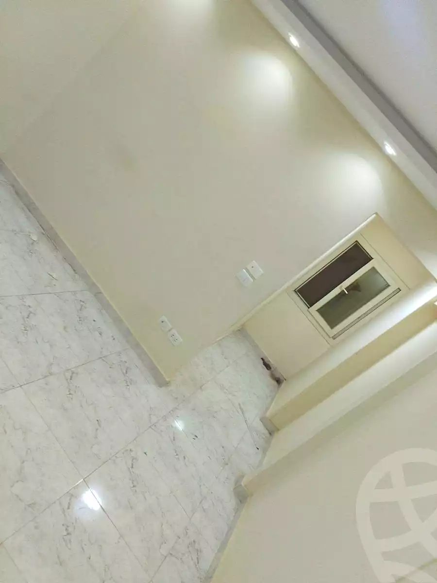 https://aqarmap.com.eg/ar/listing/7123719-for-rent-cairo-helwan-helwan-el-sharkeya-gaafar-st