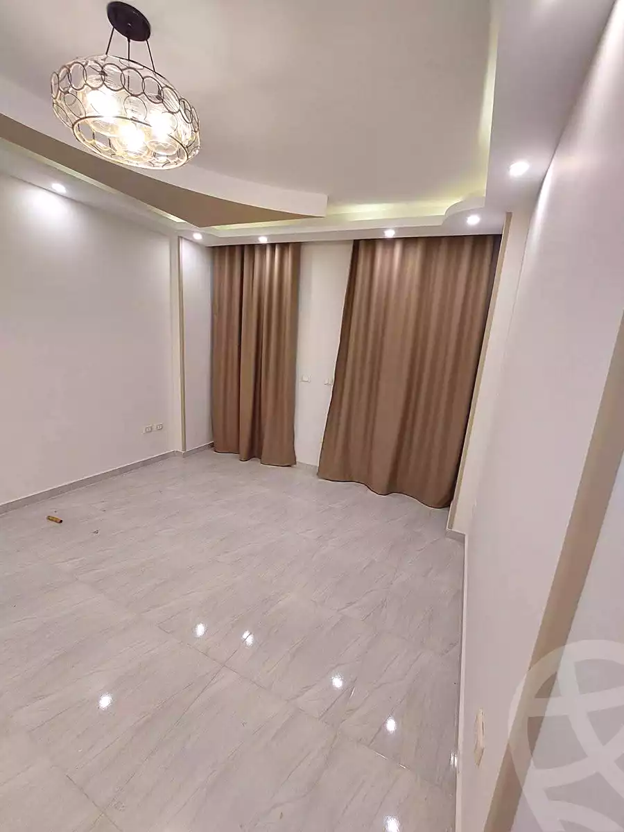 https://aqarmap.com.eg/en/listing/7123724-for-sale-cairo-helwan-helwan-el-sharkeya-saleh-sobhy-st