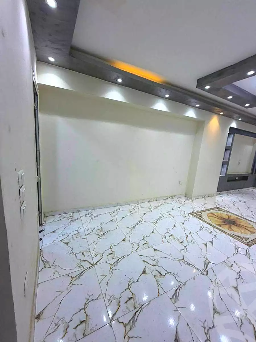 https://aqarmap.com.eg/en/listing/7123799-for-rent-cairo-elnozha-Streettt-27