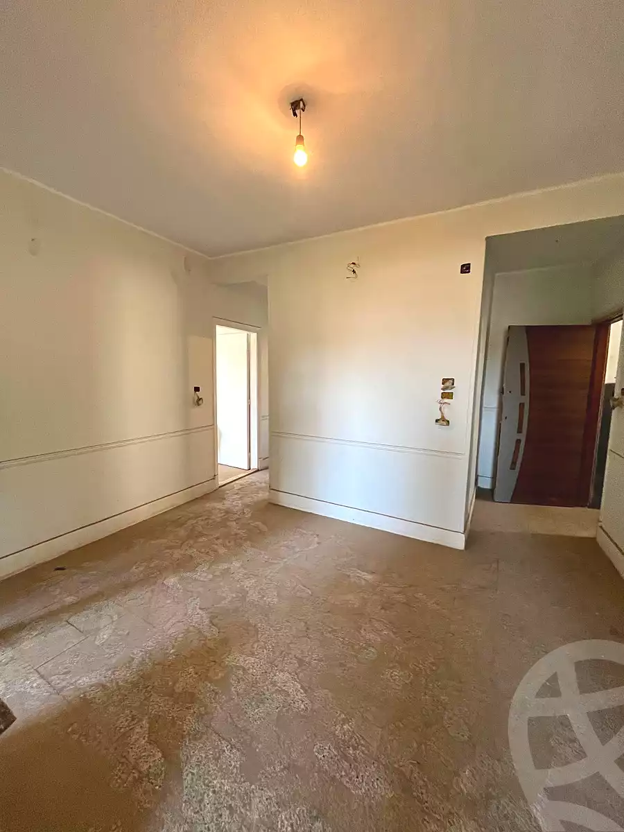 https://aqarmap.com.eg/ar/listing/7124133-for-sale-cairo-helwan-helwan-el-sharkeya-thabit-basha-st