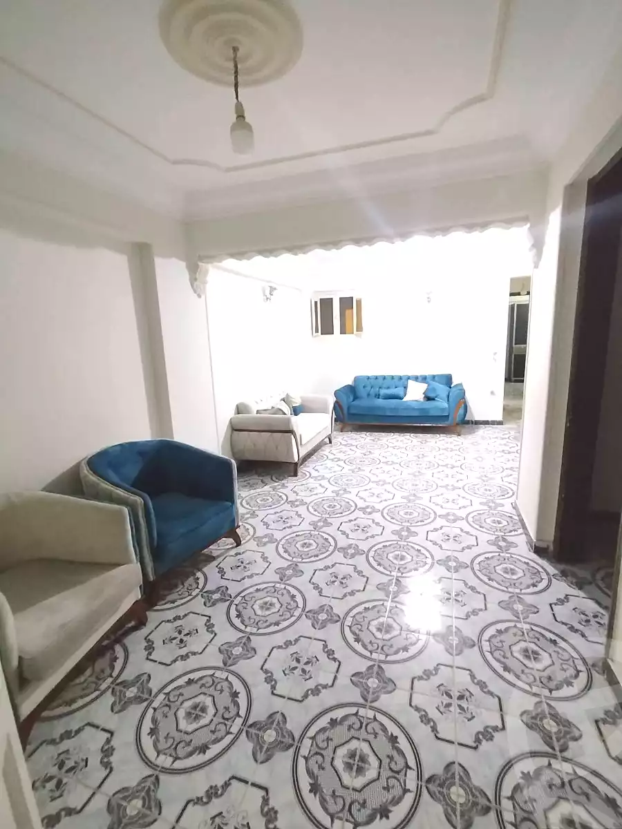 https://aqarmap.com.eg/ar/listing/7124177-for-sale-alexandria-lsywf-el-falki