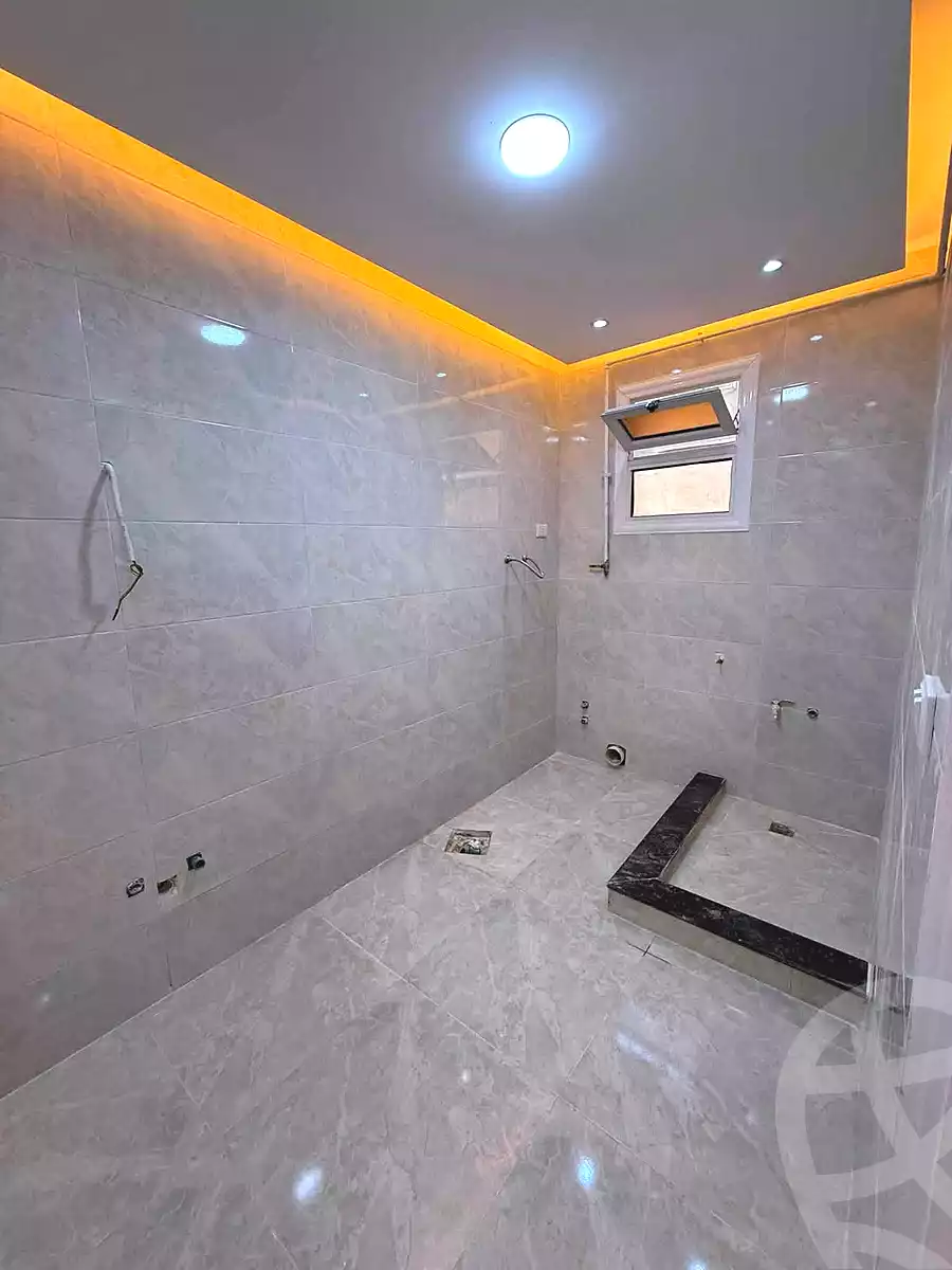 https://aqarmap.com.eg/ar/listing/7124453-for-sale-alexandria-miami-45-street