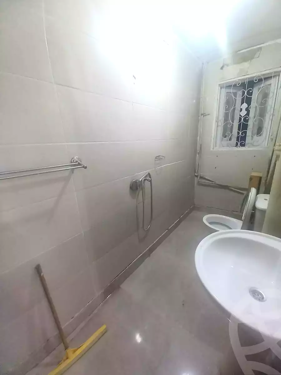 https://aqarmap.com.eg/ar/listing/7124695-for-sale-alexandria-sydy-bshr-sydy-bshr-bhry