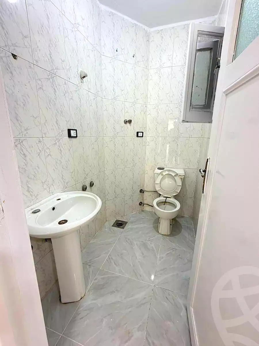 https://aqarmap.com.eg/ar/listing/7124729-for-sale-alexandria-al-agamy-shataa-el-nakheel