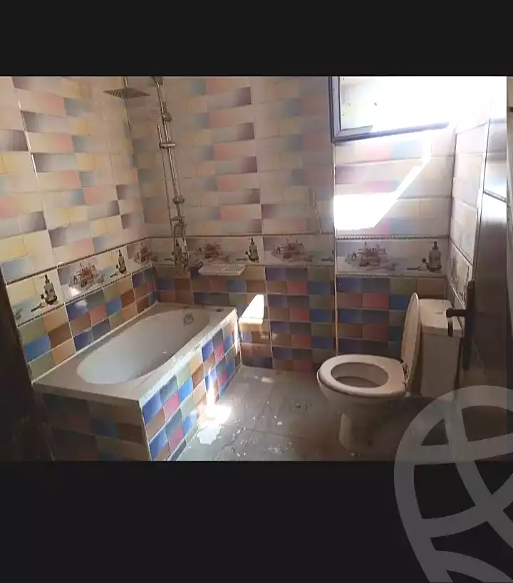 https://aqarmap.com.eg/ar/listing/7124857-for-sale-alexandria-lsywf-el-seyouf-qebly