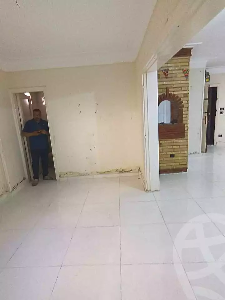 https://aqarmap.com.eg/ar/listing/7125376-for-sale-alexandria-ganaklis