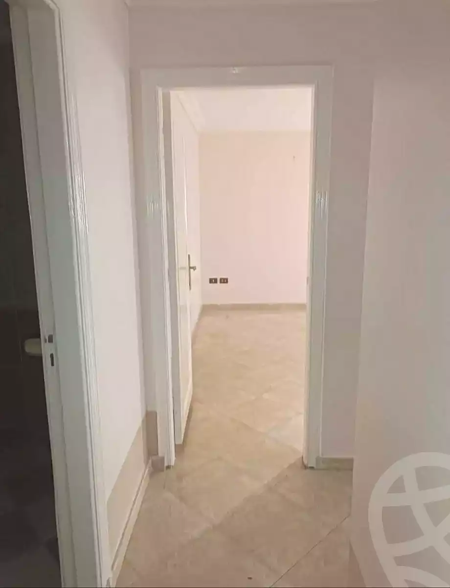 https://aqarmap.com.eg/ar/listing/7125381-for-rent-alexandria-ganaklis-shr-bw-qyr-tryq-lhry