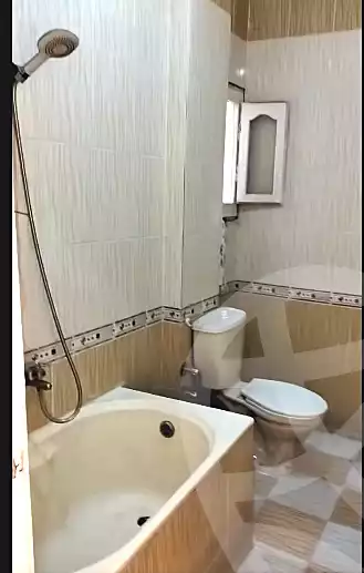 https://aqarmap.com.eg/ar/listing/7125464-for-rent-alexandria-al-agamy-el-hanouvel