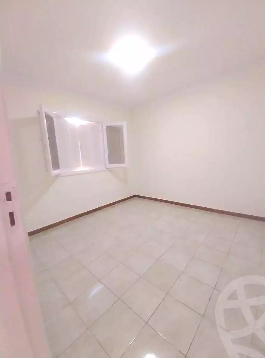 https://aqarmap.com.eg/ar/listing/7125494-for-sale-alexandria-al-agamy-shataa-el-nakheel