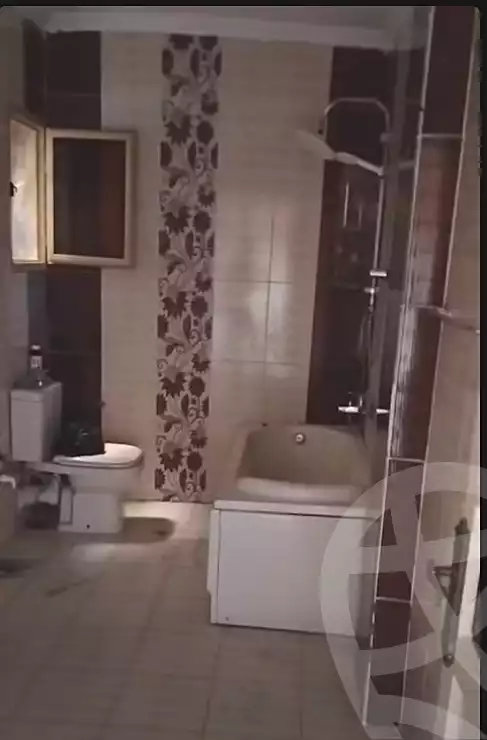 https://aqarmap.com.eg/ar/listing/7125554-for-rent-alexandria-al-agamy-el-hanouvel