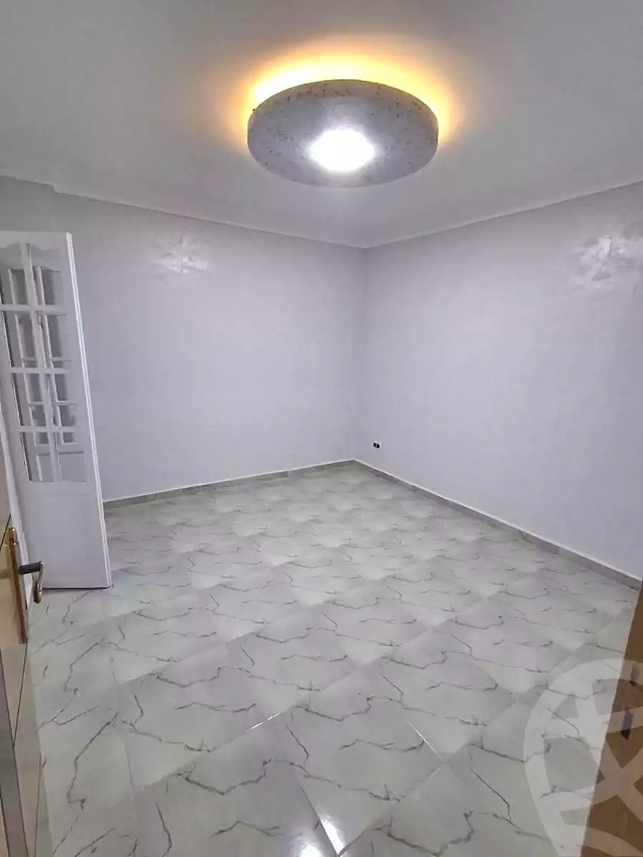 https://aqarmap.com.eg/en/listing/7125660-for-sale-alexandria-lsywf-el-falki