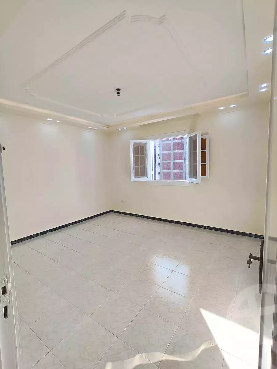 https://aqarmap.com.eg/ar/listing/7125754-for-sale-alexandria-sydy-bshr-sydy-bshr-bhry-gamal-abd-el-nasir-st