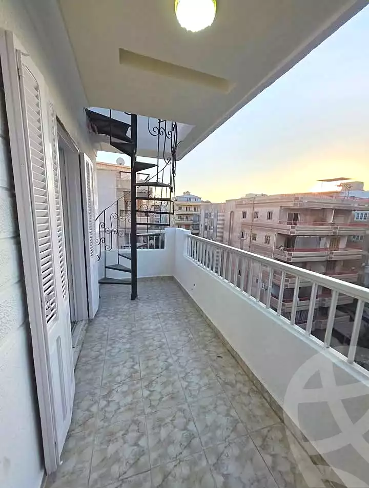 https://aqarmap.com.eg/en/listing/7125789-for-sale-alexandria-al-agamy-shataa-el-nakheel-street-37