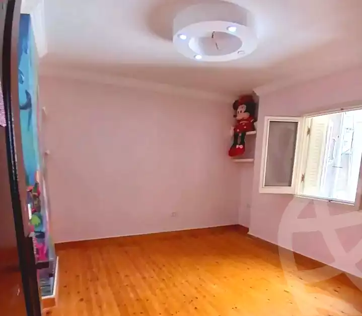 https://aqarmap.com.eg/ar/listing/7125826-for-rent-alexandria-glim