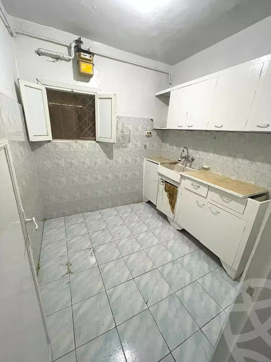 https://aqarmap.com.eg/en/listing/7126403-for-rent-alexandria-cleopatra-al-fostat-st