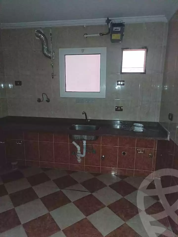 https://aqarmap.com.eg/ar/listing/7126473-for-rent-alexandria-ganaklis-shr-bw-qyr-tryq-lhry