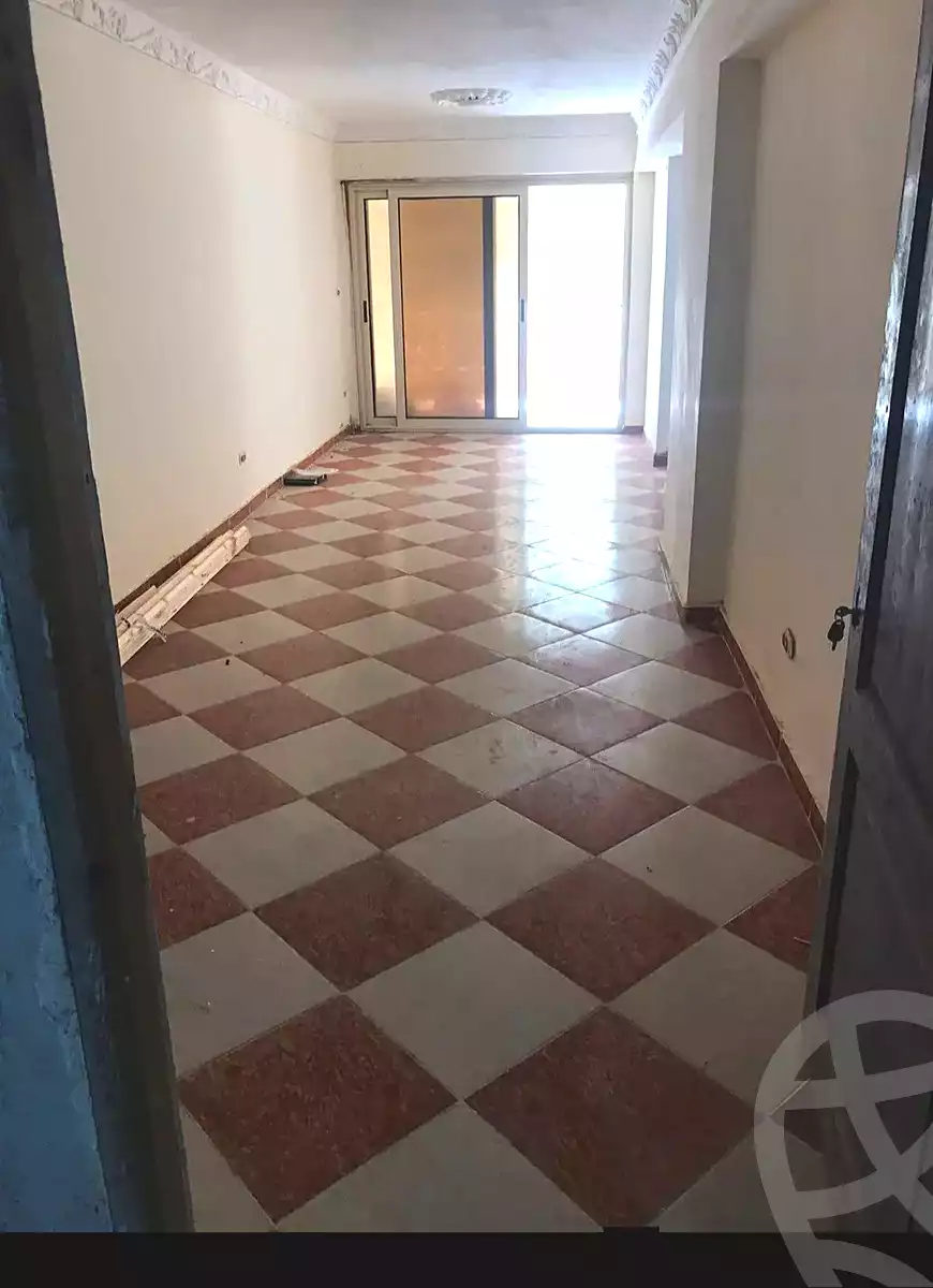 https://aqarmap.com.eg/ar/listing/7126280-for-sale-alexandria-al-agamy-lbytsh-bianchiii