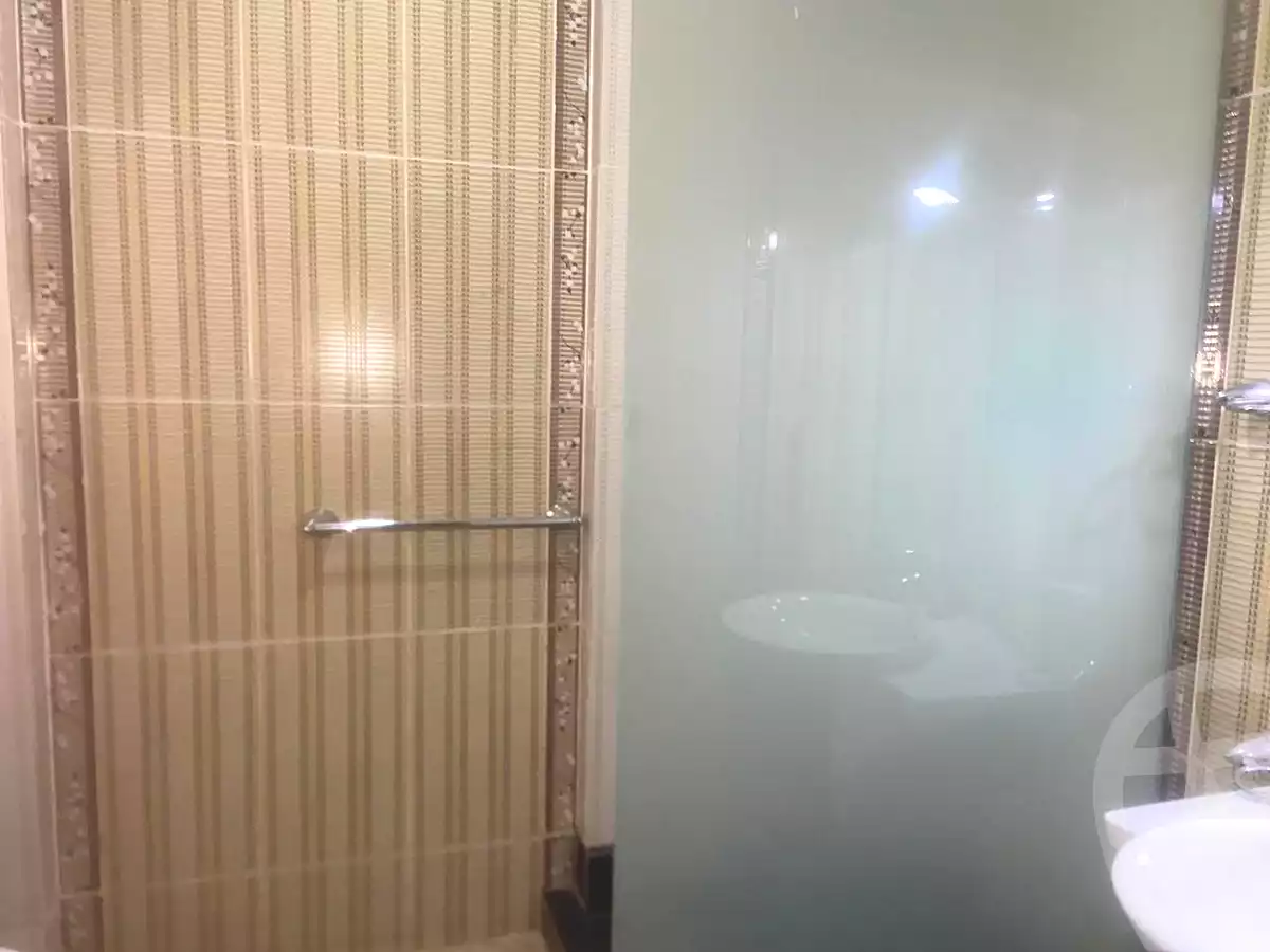 https://aqarmap.com.eg/ar/listing/7127395-for-sale-cairo-new-cairo-ganob-el-akadamiya-south-academy-a-al-mekdad-ibn-omar-street