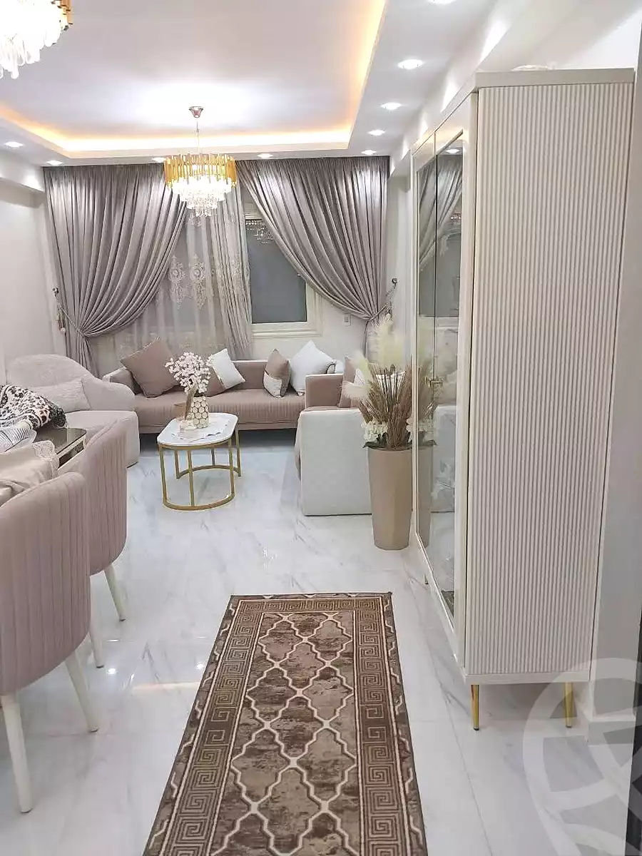 https://aqarmap.com.eg/en/listing/7127524-for-sale-cairo-el-haram-el-lebeny-soltan-khattab-st