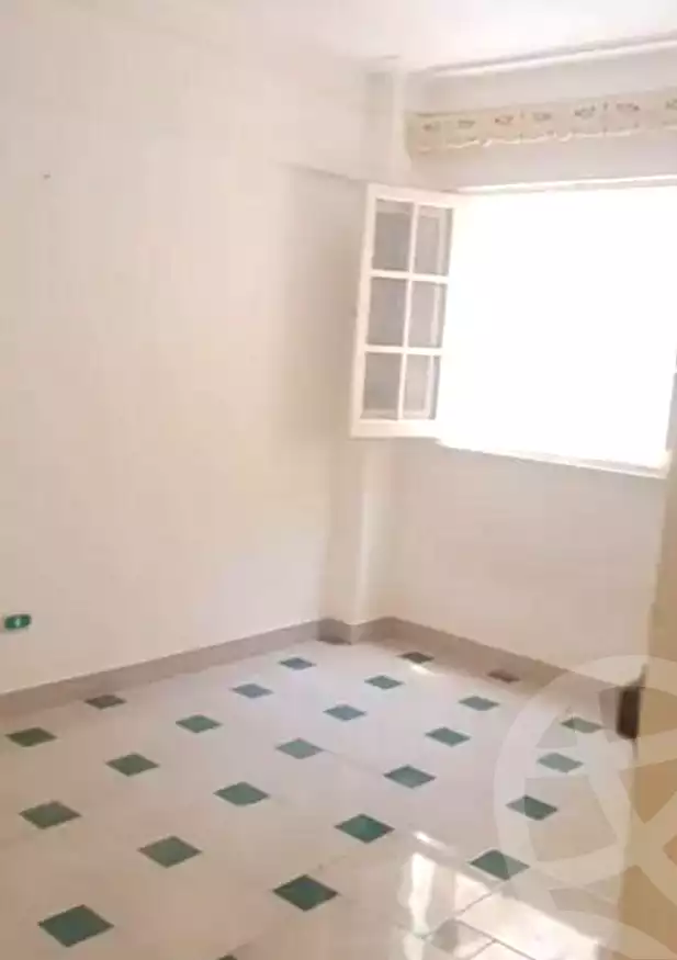 https://aqarmap.com.eg/ar/listing/7127919-for-rent-alexandria-al-agamy-el-hanouvel