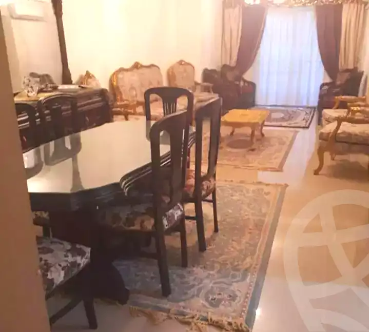 https://aqarmap.com.eg/en/listing/7128254-for-rent-alexandria-lauran