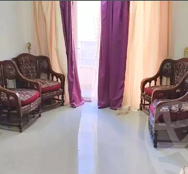 https://aqarmap.com.eg/en/listing/7128254-for-rent-alexandria-lauran