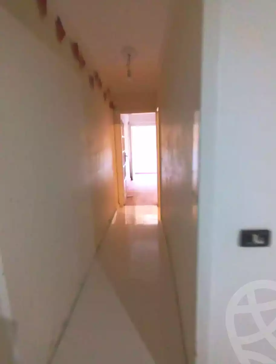 https://aqarmap.com.eg/ar/listing/7128440-for-sale-alexandria-ganaklis