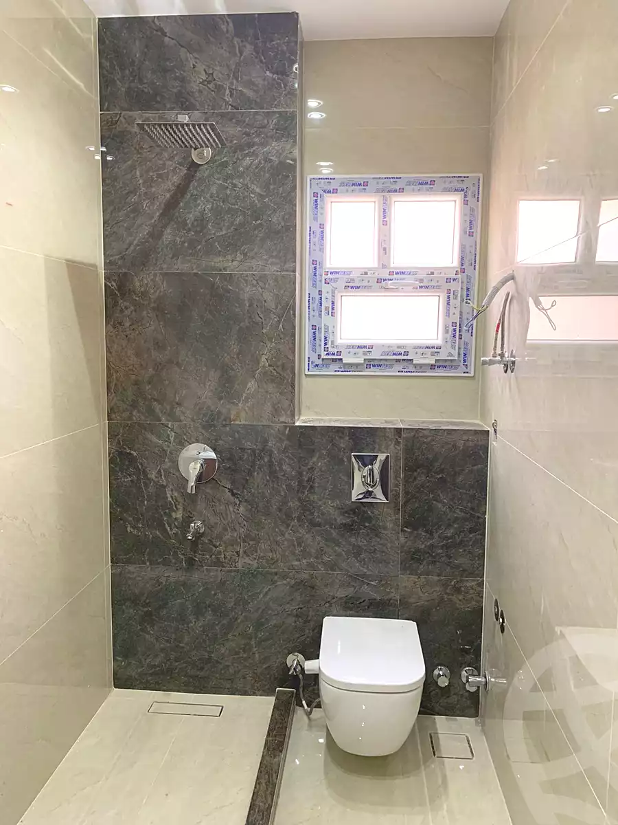 https://aqarmap.com.eg/en/listing/7129348-for-sale-cairo-new-cairo-compounds-kmbwnd-ldf-lwtny
