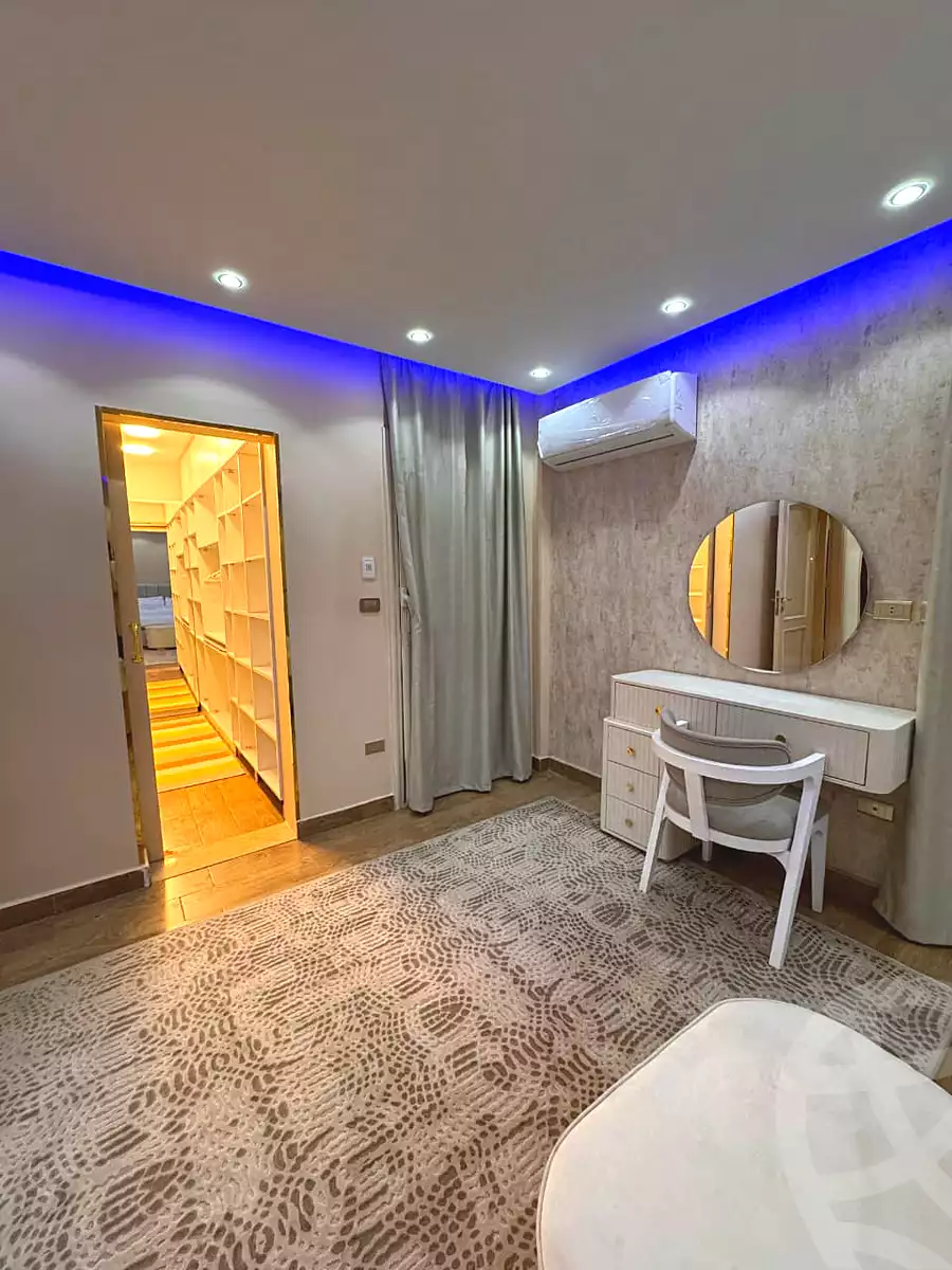 https://aqarmap.com.eg/ar/listing/7129367-for-rent-cairo-6th-of-october-compounds-jn-ktwbr