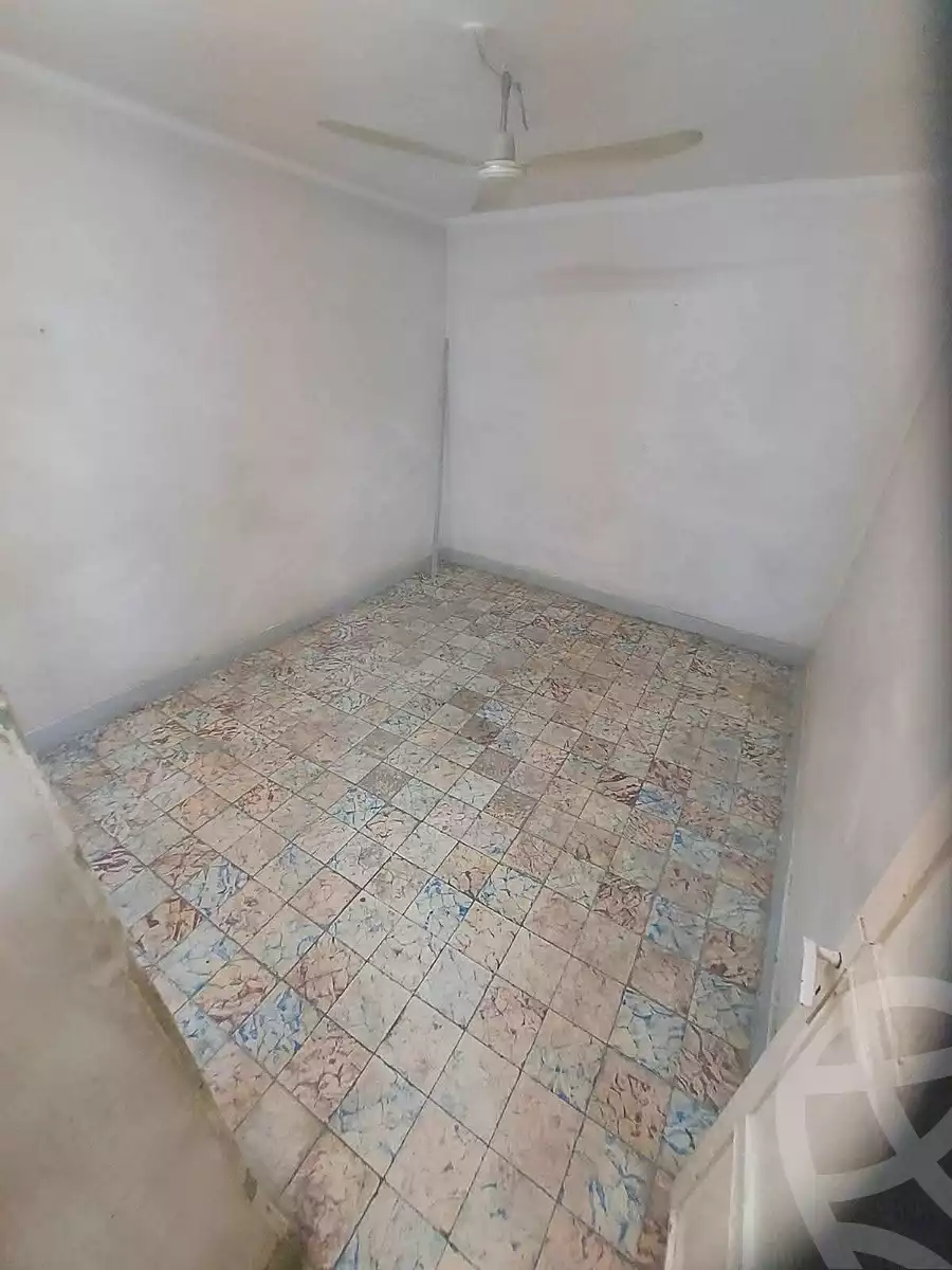 https://aqarmap.com.eg/en/listing/7129419-for-sale-cairo-helwan-sherif-st