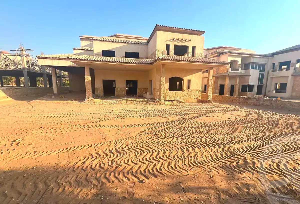 https://aqarmap.com.eg/en/listing/7129413-for-sale-cairo-new-cairo-compounds-la-quinta