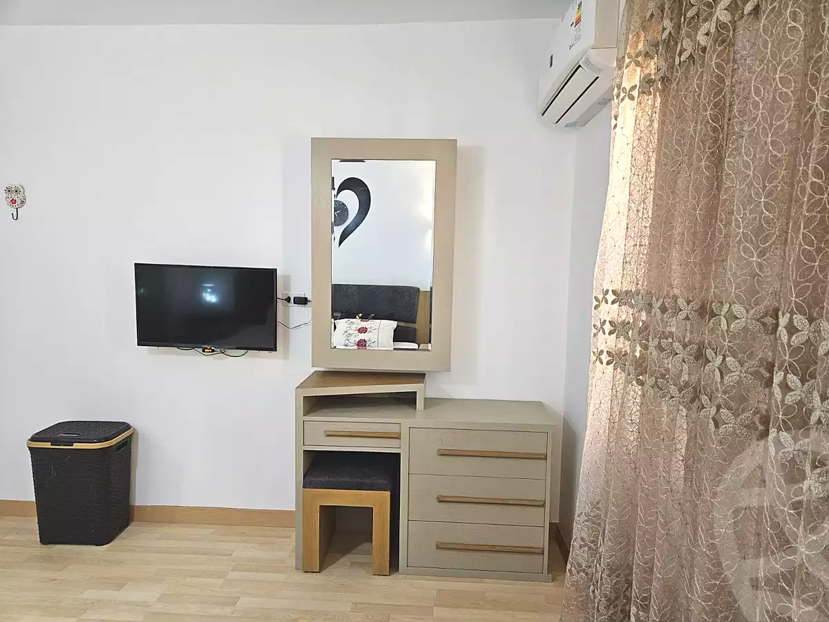 https://aqarmap.com.eg/en/listing/7129469-for-sale-cairo-el-sheikh-zayed-city-el-hay-elthamen-area-1