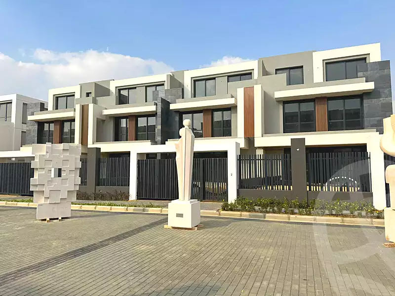 https://aqarmap.com.eg/ar/listing/6849556-for-sale-cairo-new-cairo-compounds-el-patio-town-compound-la-vista