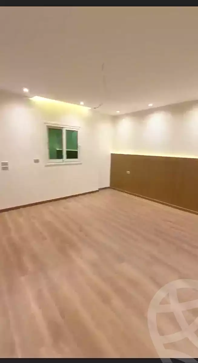 https://aqarmap.com.eg/ar/listing/7129863-for-sale-cairo-new-cairo-ganob-el-akadamiya-south-academy-a-saeed-ibn-zaid-st