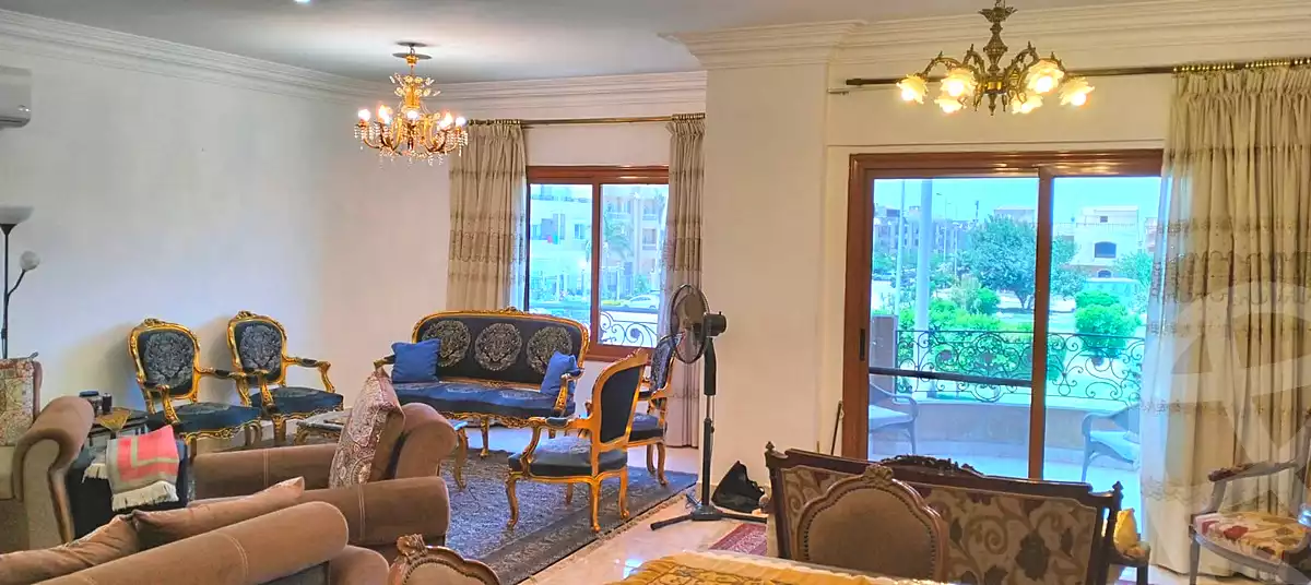 https://aqarmap.com.eg/en/listing/7129947-for-sale-cairo-new-cairo-first-settlement-mhwr-mstfy-kml