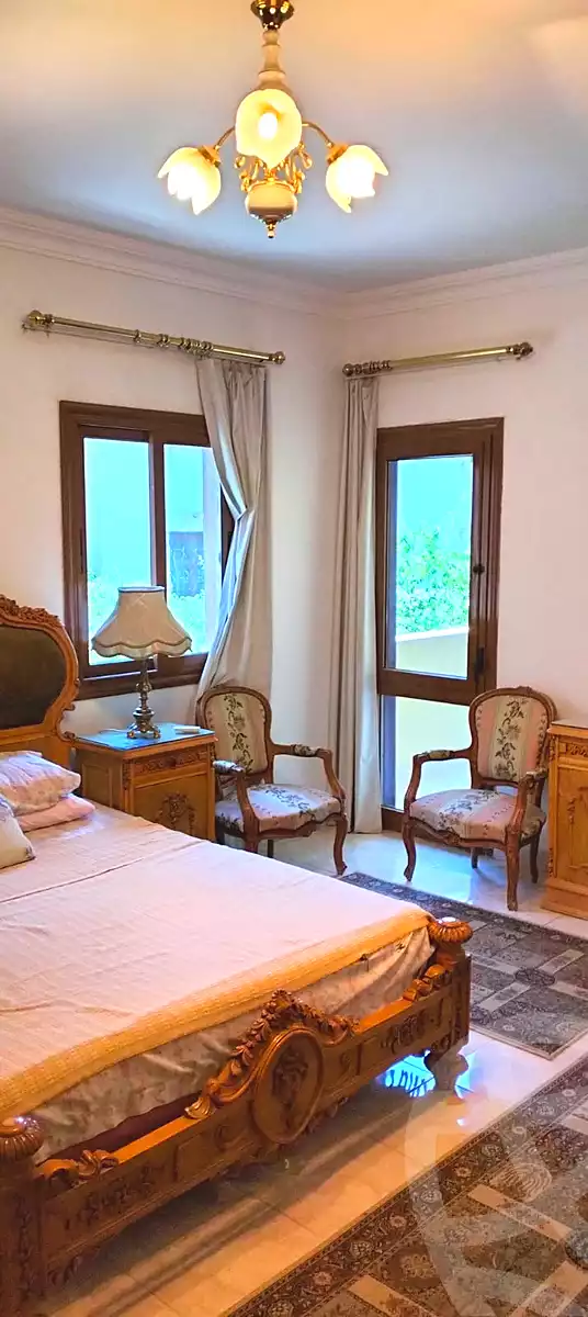 https://aqarmap.com.eg/en/listing/7129947-for-sale-cairo-new-cairo-first-settlement-mhwr-mstfy-kml