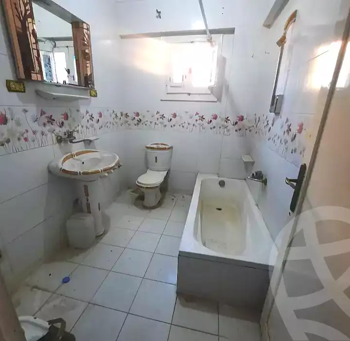 https://aqarmap.com.eg/ar/listing/7129964-for-sale-alexandria-al-agamy-el-hanouvel-al-asdakaa-st