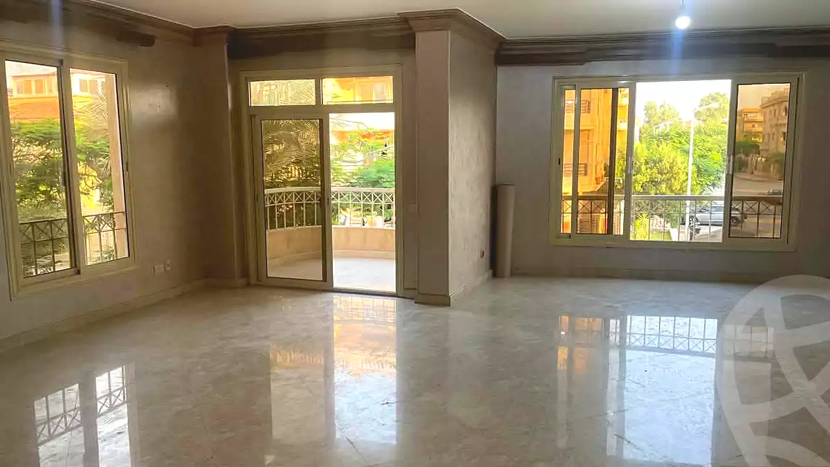 https://aqarmap.com.eg/ar/listing/7129981-for-sale-cairo-new-cairo-ganob-el-akadamiya-south-academy-a-el-shaheed-atef-el-sadat-st