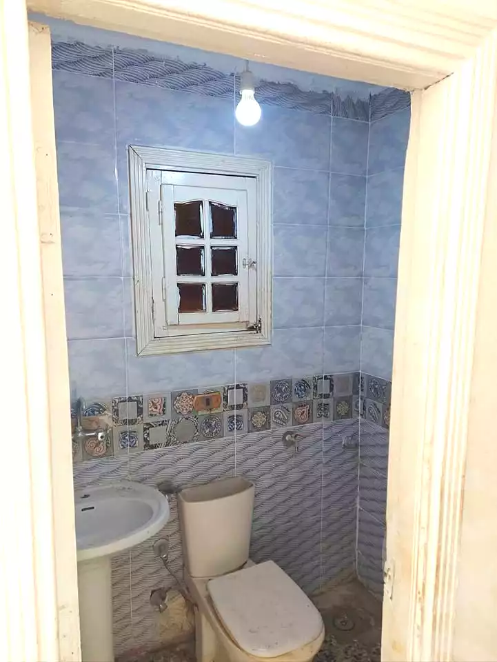 https://aqarmap.com.eg/en/listing/7129984-for-sale-alexandria-bw-qyr-street-16
