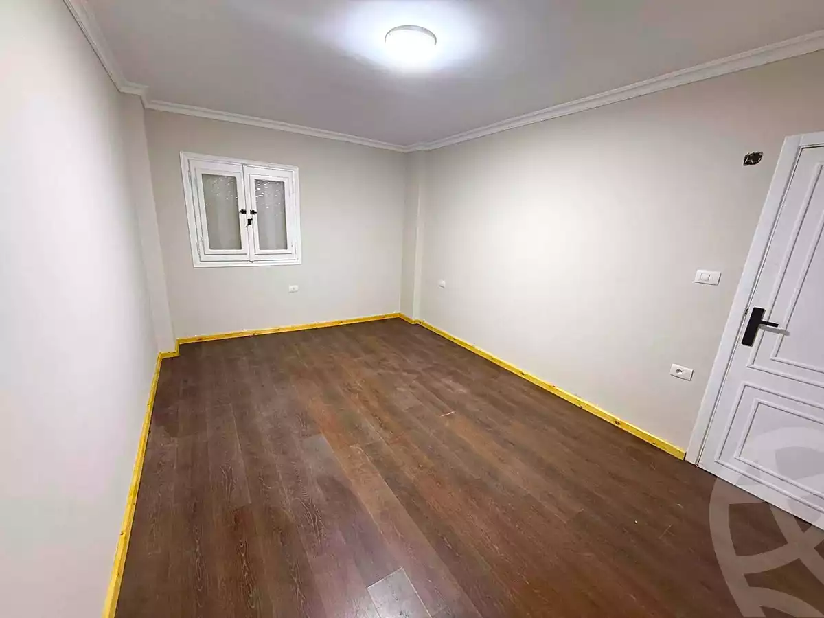 https://aqarmap.com.eg/en/listing/7130158-for-sale-cairo-helwan-helwan-el-sharkeya-khesro-basha-st