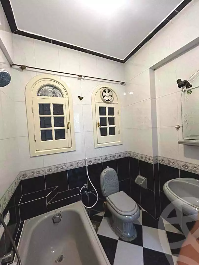 https://aqarmap.com.eg/ar/listing/7130424-for-rent-alexandria-sydy-bshr-sydy-bshr-bhry-shr-mhmwd-l-yswy
