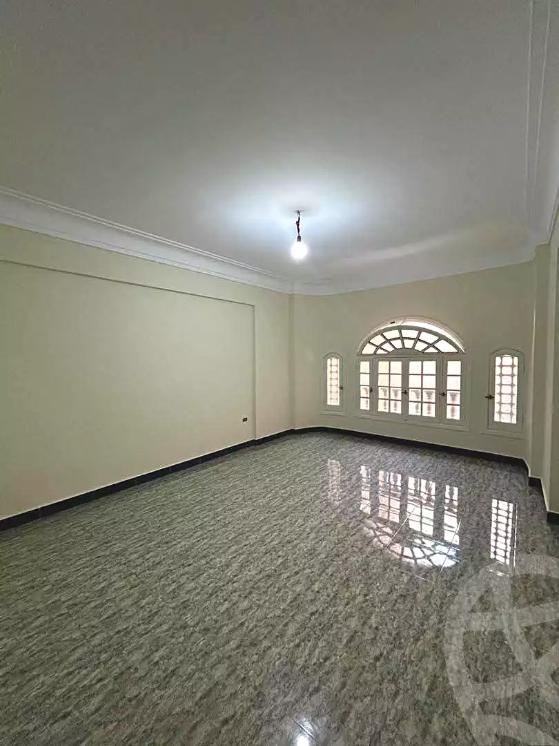https://aqarmap.com.eg/ar/listing/7130424-for-rent-alexandria-sydy-bshr-sydy-bshr-bhry-shr-mhmwd-l-yswy