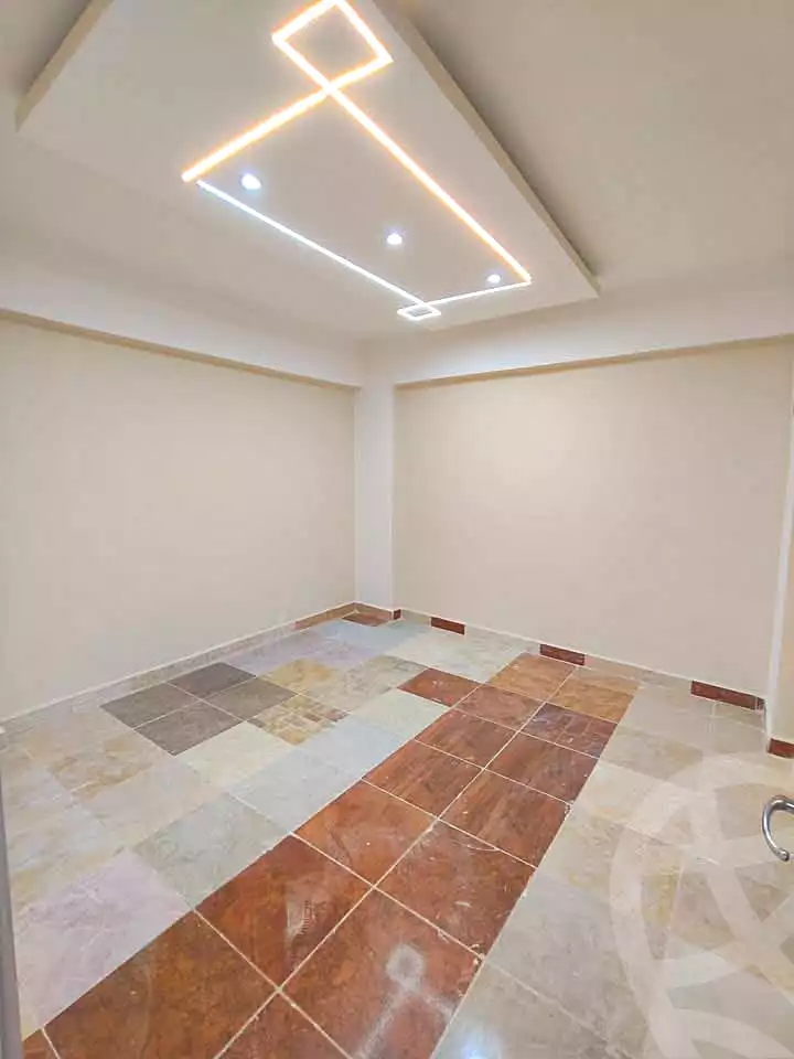 https://aqarmap.com.eg/en/listing/7130542-for-sale-alexandria-lsywf-el-falki