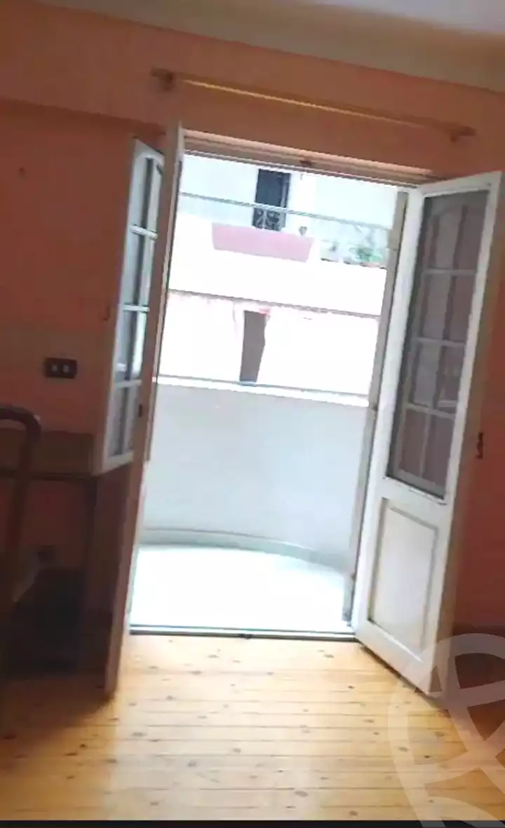 https://aqarmap.com.eg/en/listing/7130576-for-rent-alexandria-ganaklis-shr-bw-qyr-tryq-lhry