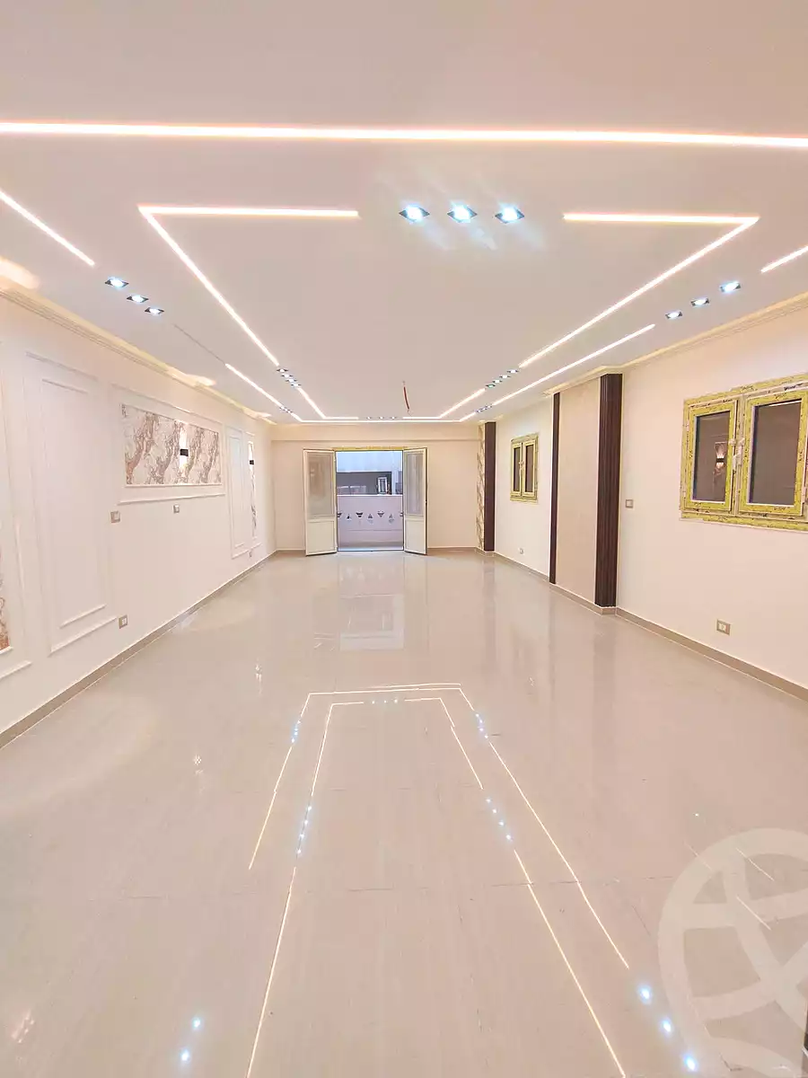 https://aqarmap.com.eg/en/listing/7130638-for-sale-alexandria-el-mandara-shr-jml-bd-lnsr