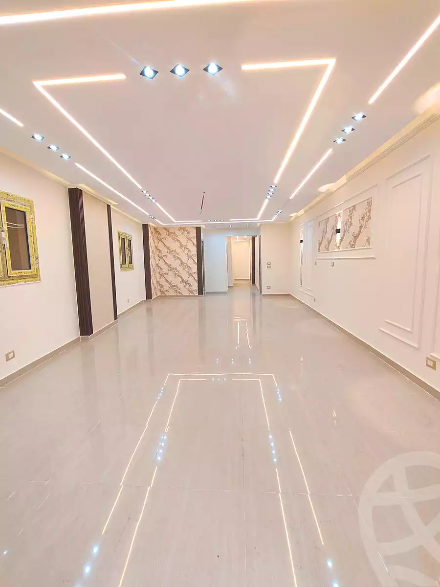 https://aqarmap.com.eg/en/listing/7130638-for-sale-alexandria-el-mandara-shr-jml-bd-lnsr