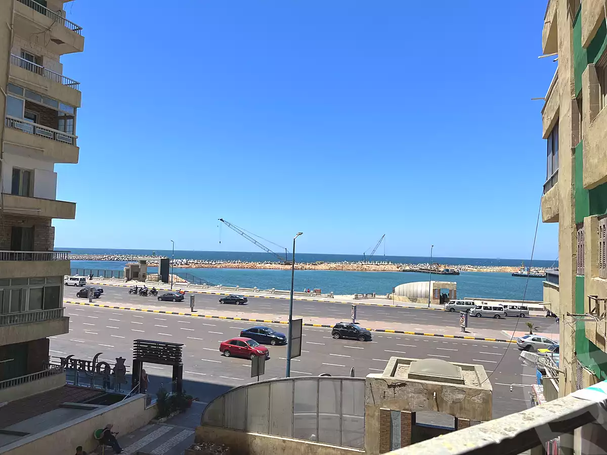 https://aqarmap.com.eg/ar/listing/7130809-for-sale-alexandria-sydy-bshr-tryq-ljysh