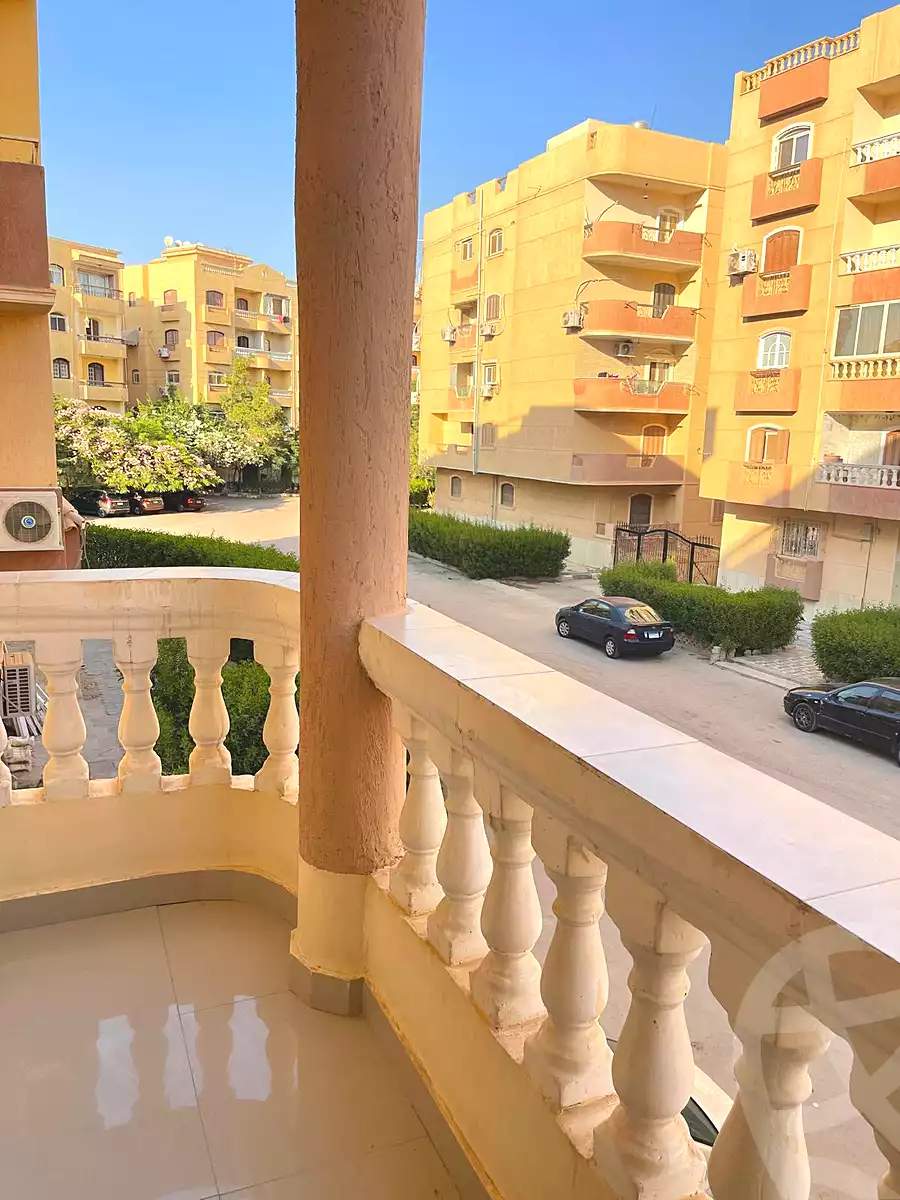 https://aqarmap.com.eg/ar/listing/7130959-for-rent-cairo-6th-of-october-compounds
